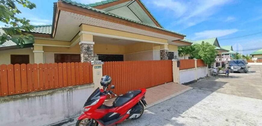 Pornthep 5 Village 3-Bed House for Sale, Pattaya