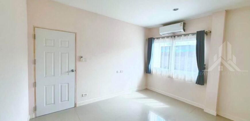 Raviporn Baanromsai 3-Bed House for Rent, Nong Pla Lai, Pattaya