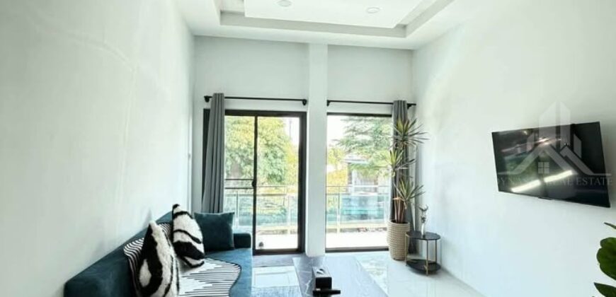 Room for Rent in 2-Storey Shophouse near Tara Pattana School