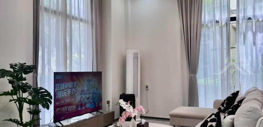4-Bed Pool Villa for Sale & Rent in Pattaya – Fully Furnished