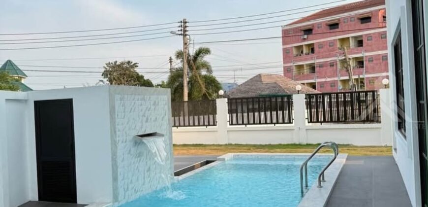 T.W. Garden Hill 4-Bed Pool House for Rent, Huay Yai Pattaya
