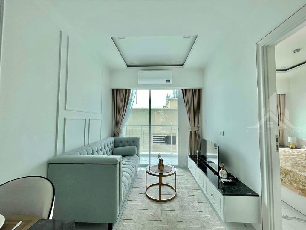 The empire tower pattaya condo for rent