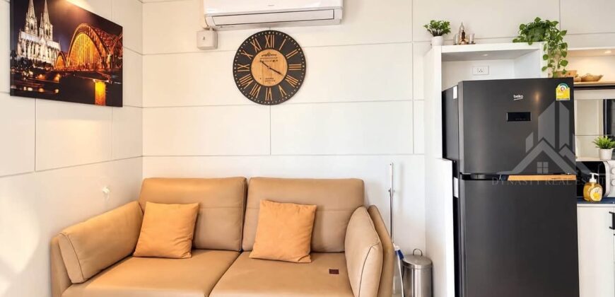 The Grand AD Jomtien Beach 2-Bed Condo for Rent with Sea View