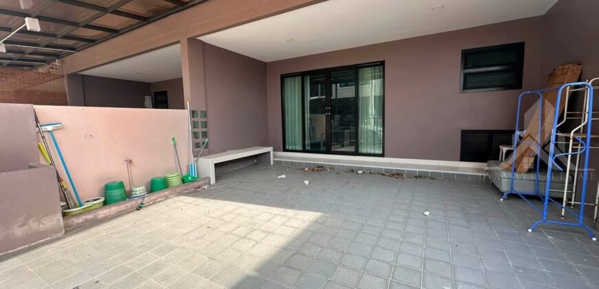 The Lake Huay Yai 3-Bed House for Rent – Pet Friendly
