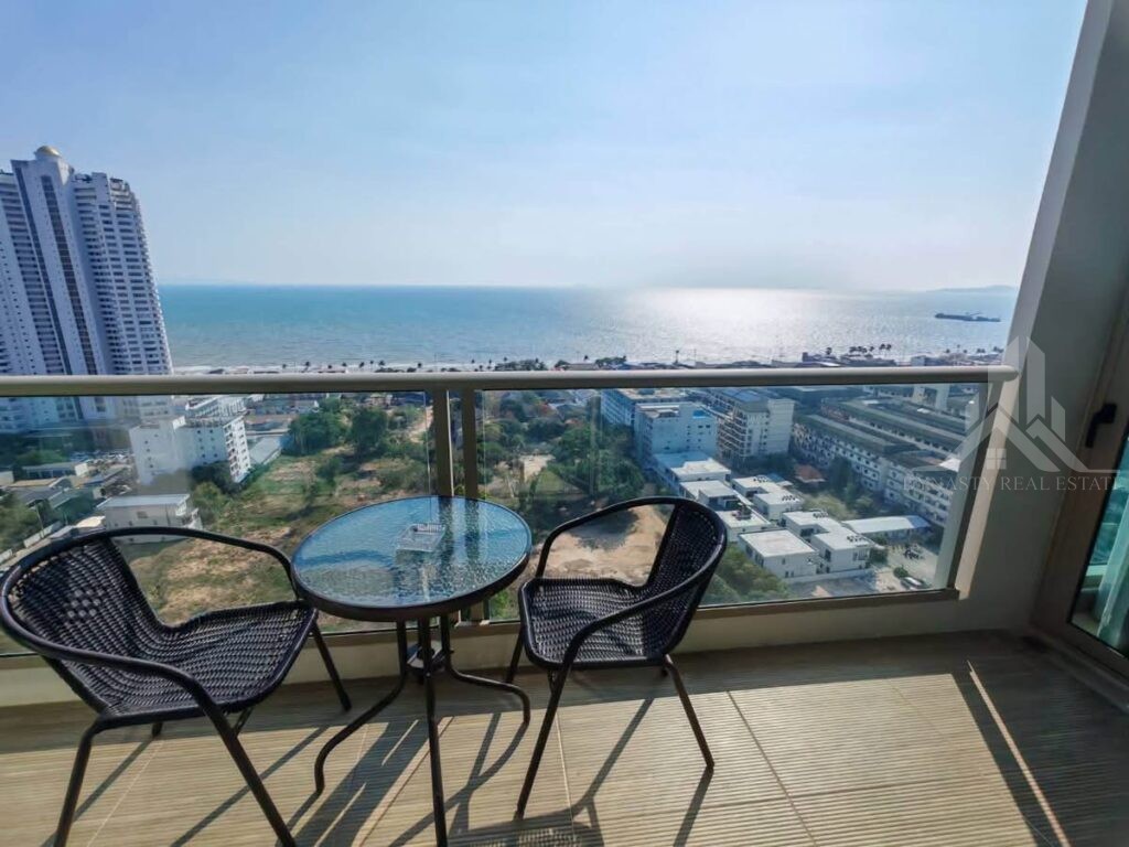 2-bed condo for rent in jomtien