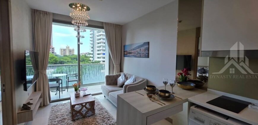 The Riviera Wongamat Beach 1-Bed Condo for Rent with Sea View