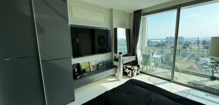 The Riviera Wongamat Studio Sea View Condo for Sale & Rent
