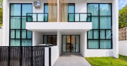 Townhome Bang lamung Only 4-Bed Town House for Rent in Pattaya