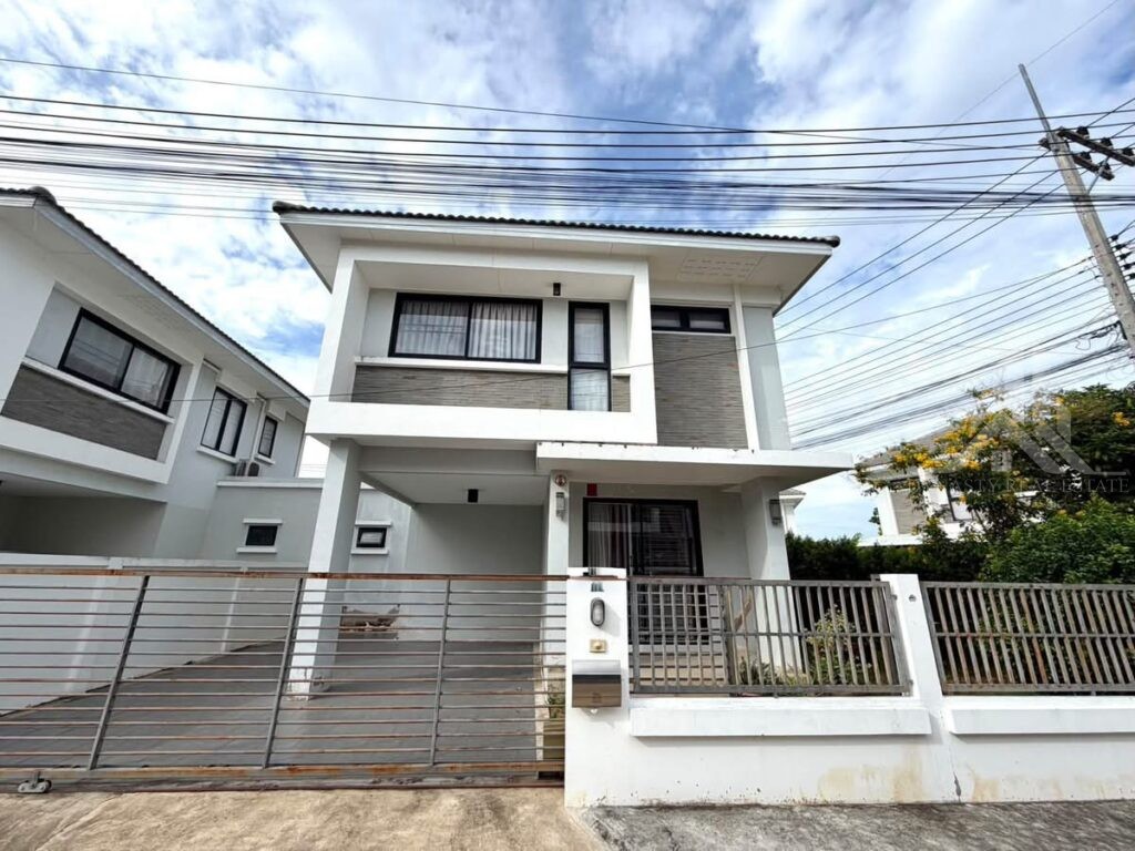 Uriwan grand villa 3-bed house for sale & rent