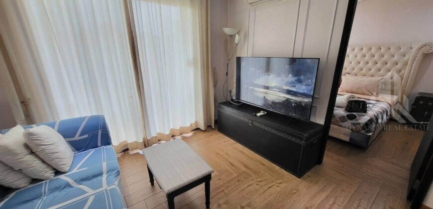 Venetian Signature Condo Resort 1-Bed Pool View for Rent