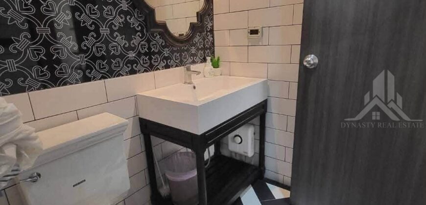 Venetian Signature Condo Resort 1-Bed Pool View for Rent