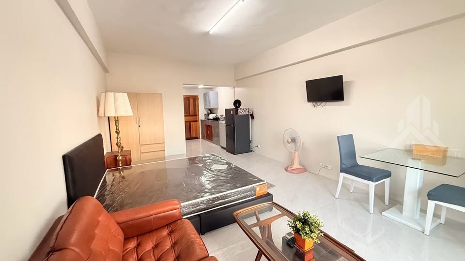 Yensabai Condotel 39 Sqm Top-Floor Condo For Rent In South Pattaya For Sale In Pattaya Yensabai condotel for rent